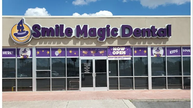Ashton-travis Queja, DDS — pediatric dentist in Weslaco