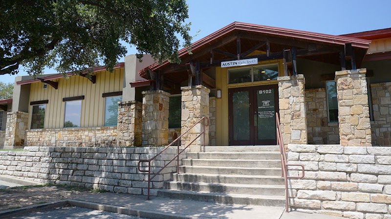 Erin Doody Love, DDS — pediatric dentist in Austin