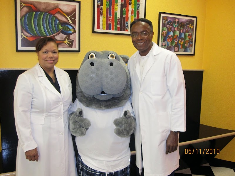 John Lawerence Barnett JR, DDS — pediatric dentist in Fort Worth