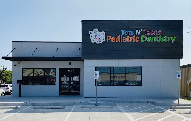 Kevin HU, DDS — pediatric dentist in Deer Park