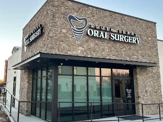 Ryan Matthew Leonhart, DDS — pediatric dentist in San Antonio